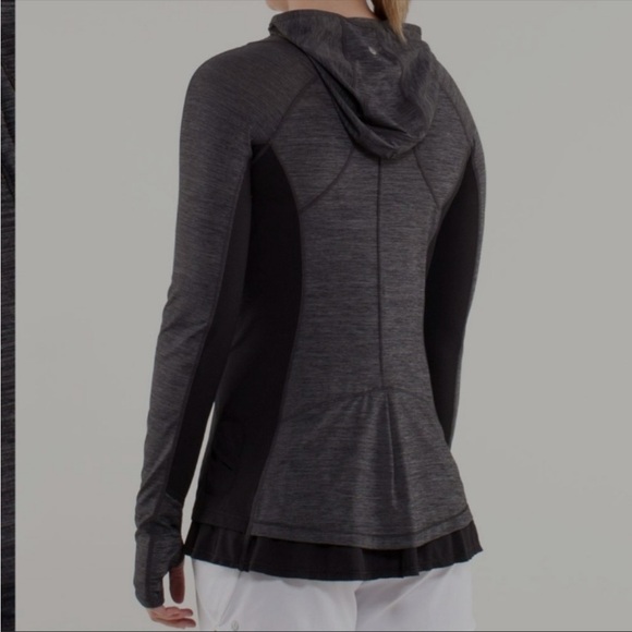 Lululemon Run in the Sun Pullover - Picture 4 of 16